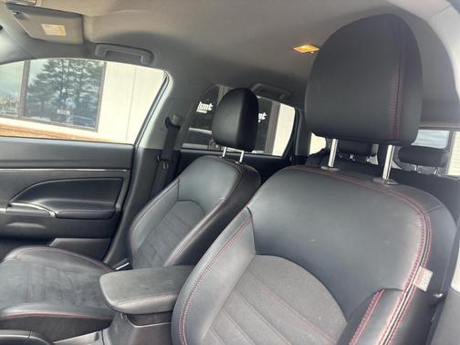 2024 Mitsubishi Outlander Sport 2.0 ES