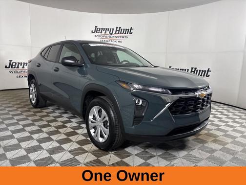 2025 Chevrolet Trax LS