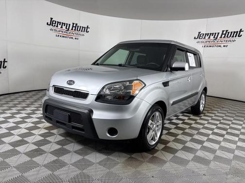 2011 Kia Soul +