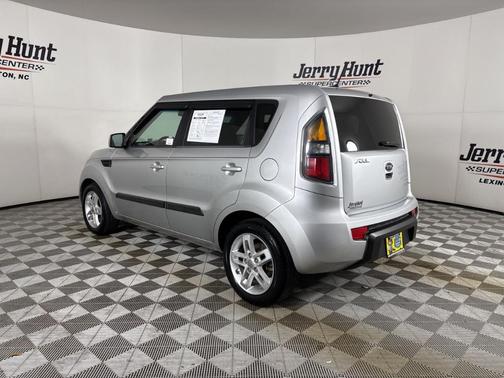 2011 Kia Soul +