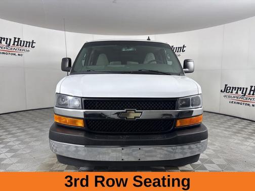2017 Chevrolet Express 3500 LT