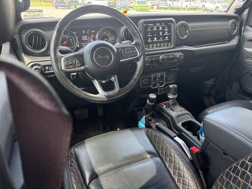 2021 Jeep Wrangler Unlimited Sahara Altitude