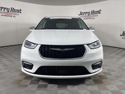 2022 Chrysler Pacifica Hybrid Limited