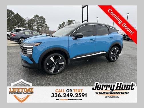 2025 Nissan Kicks SR