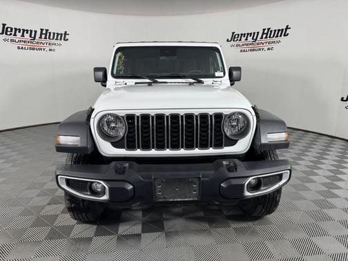 2025 Jeep Gladiator Sport