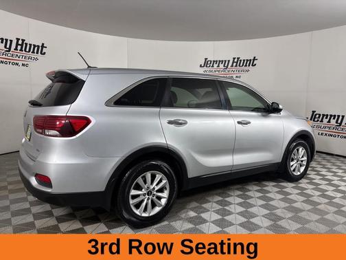 2019 Kia Sorento LX