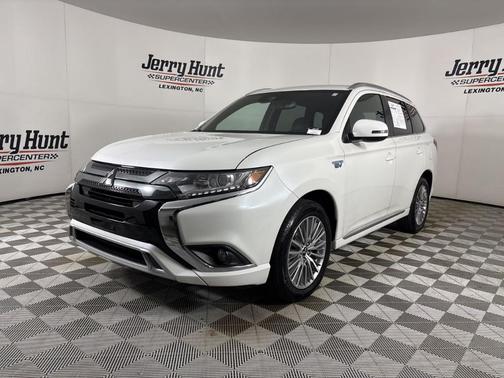 2020 Mitsubishi Outlander PHEV SEL