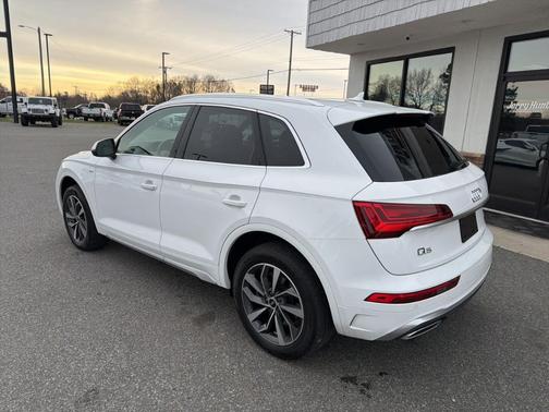 2023 Audi Q5 45 S line quattro Premium