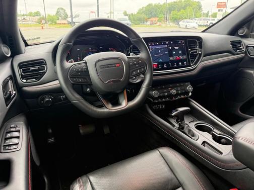DB Black Crystal Clearcoat 2024 Dodge Durango R/T