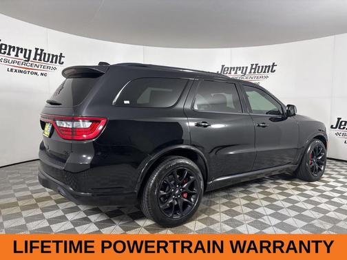 DB Black Crystal Clearcoat 2024 Dodge Durango R/T