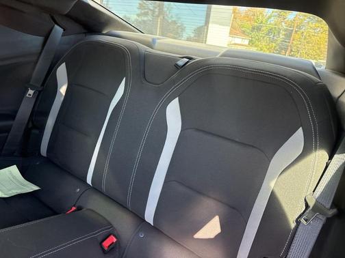 2023 Chevrolet Camaro LT1