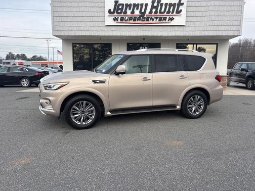 2021 INFINITI QX80 Luxe