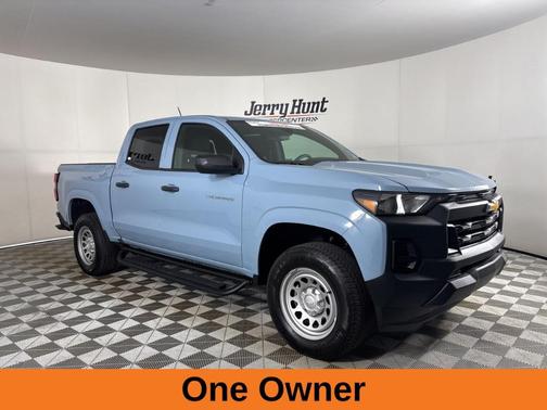 Metallic 2025 Chevrolet Colorado WT