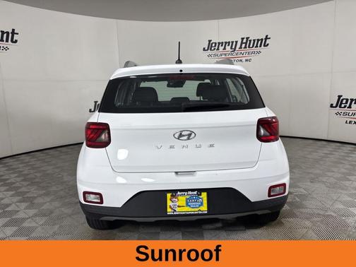 Lunar White 2025 Hyundai VENUE SEL