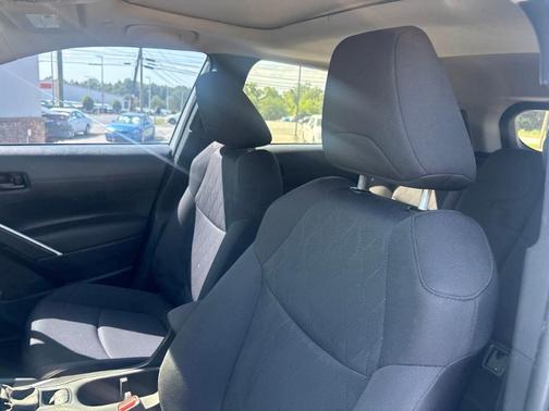 Silver 2024 Toyota Corolla Cross LE