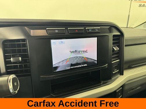 Oxford White 2024 Ford F-350 XLT