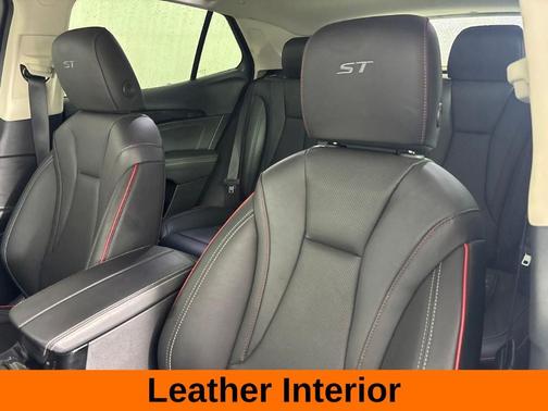 White Frost Tri-Coat 2023 Buick Envision Essence
