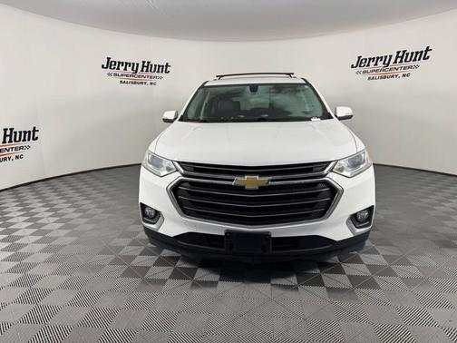 2021 Chevrolet Traverse LT Leather