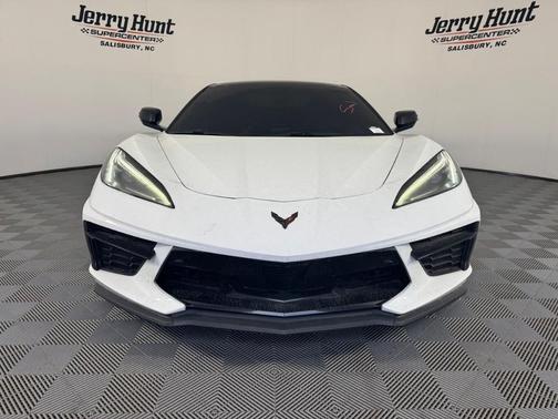 Arctic White 2023 Chevrolet Corvette Stingray w/2LT
