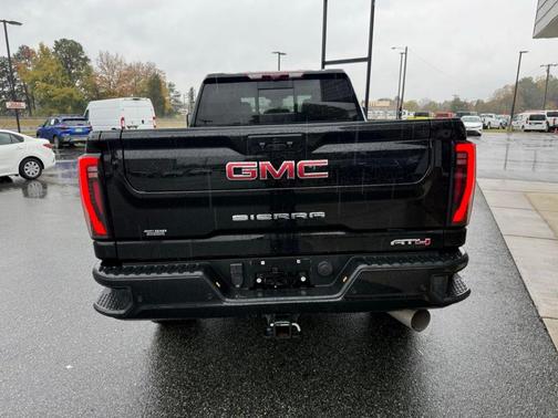 2024 GMC Sierra 3500 AT4