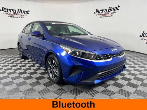 Deep Sea Blue 2022 Kia Forte LXS