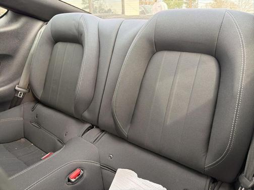 2021 Ford Mustang EcoBoost