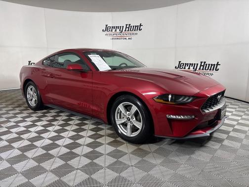 2021 Ford Mustang EcoBoost