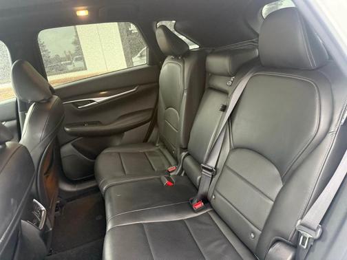 2023 INFINITI QX50 SPORT