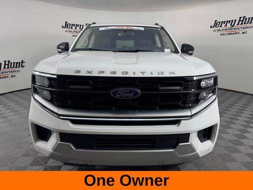 Oxford White 2025 Ford Expedition Max Platinum