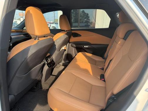 Eminent White Pearl 2023 Lexus RX 350 Premium