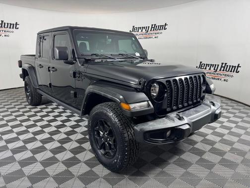 Black Clearcoat 2022 Jeep Gladiator Sport