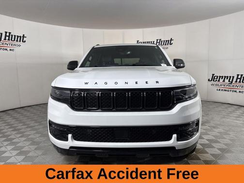 Bright White Clearcoat 2024 Jeep Wagoneer Series II