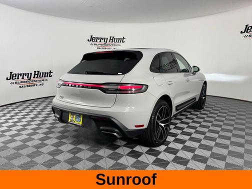 2023 Porsche Macan T