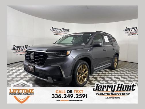 2024 Honda Pilot Touring