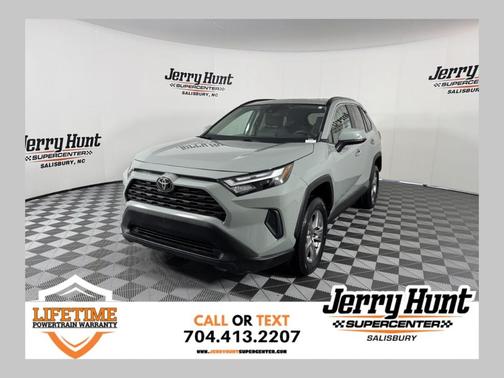 2022 Toyota RAV4 XLE