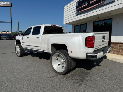 2018 GMC Sierra 3500 Denali