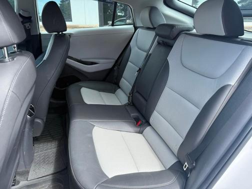 2020 Hyundai IONIQ Hybrid Limited