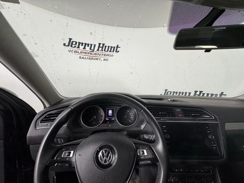 2020 Volkswagen Tiguan 2.0T SE
