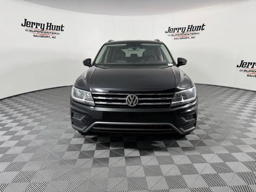 2020 Volkswagen Tiguan 2.0T SE