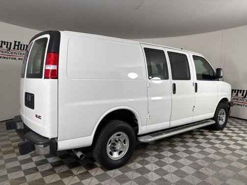 2024 GMC Savana 2500 Work Van