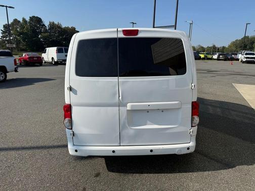 2020 Nissan NV200 SV