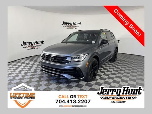 2024 Volkswagen Tiguan 2.0T SE R-Line Black