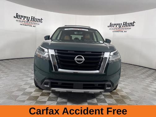 2024 Nissan Pathfinder Platinum