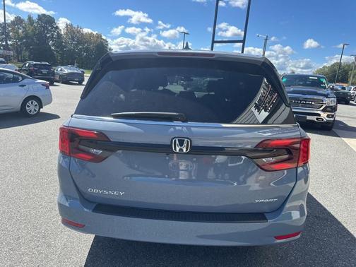2023 Honda Odyssey Sport