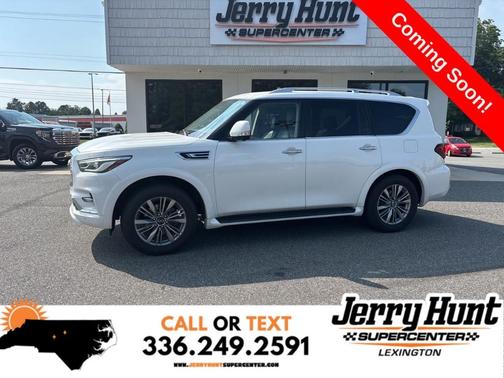 2021 INFINITI QX80 Luxe