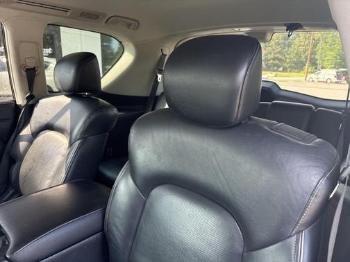 2021 INFINITI QX80 Luxe