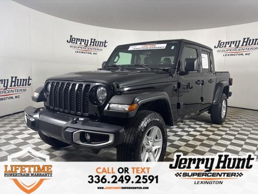 2022 Jeep Gladiator Sport