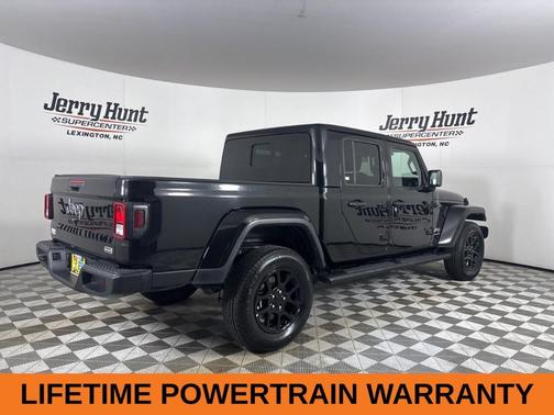2023 Jeep Gladiator Overland