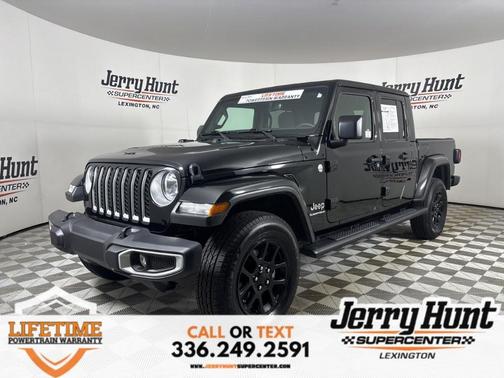 2023 Jeep Gladiator Overland