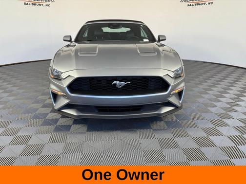 2022 Ford Mustang EcoBoost Premium